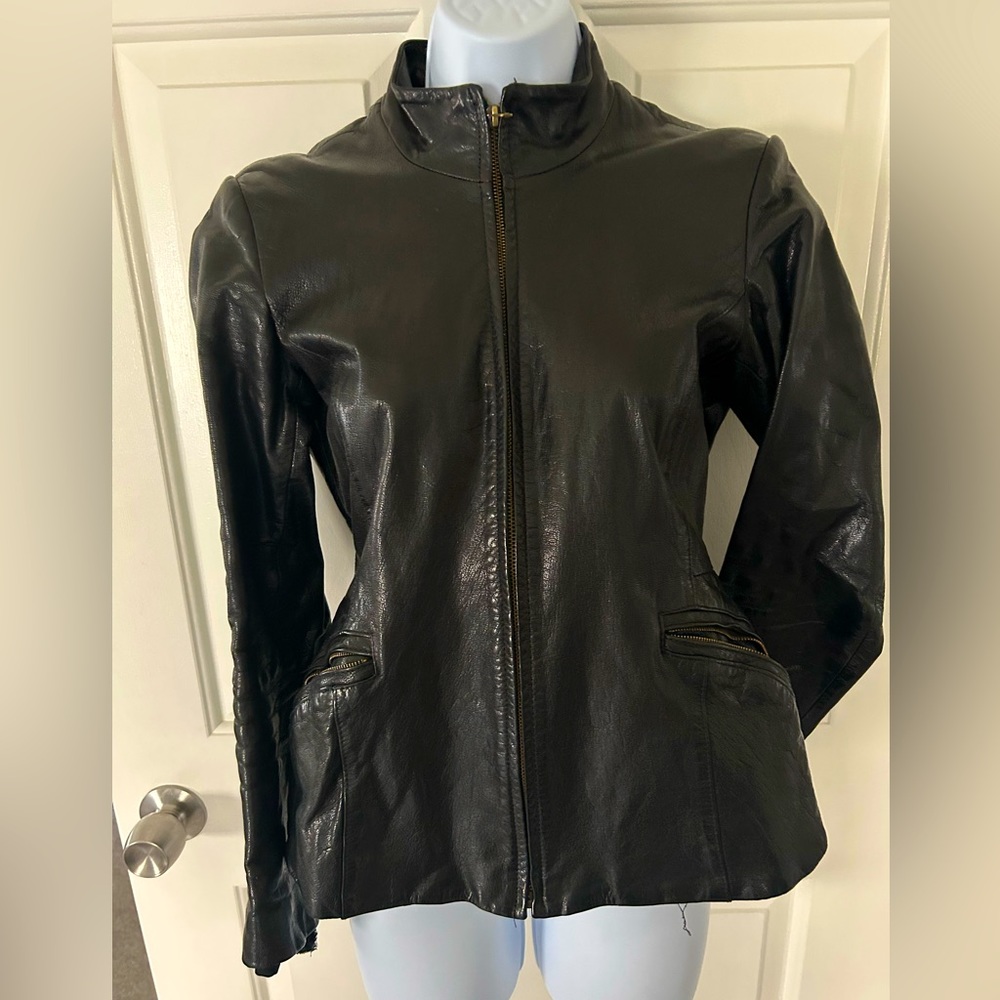 Theysken’s theory goat leather fit and flare jacket sz 2